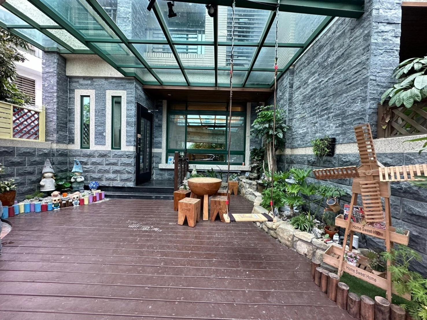 幸福滿屋民宿 Hualien Buitenkant foto